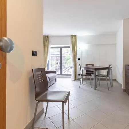 Bilocale In Centro Con Terrazzo E Wifi - As11 Apartamento Breuil-Cervinia Exterior foto
